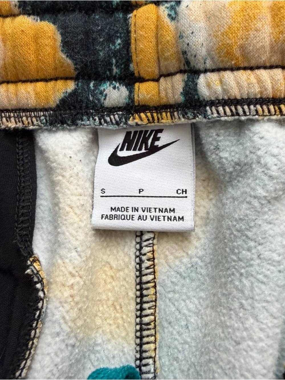 Nike Men’s Floral Club Fleece Joggers Size S Sweatpants Lounge Green Yellow - Picture 10 of 11
